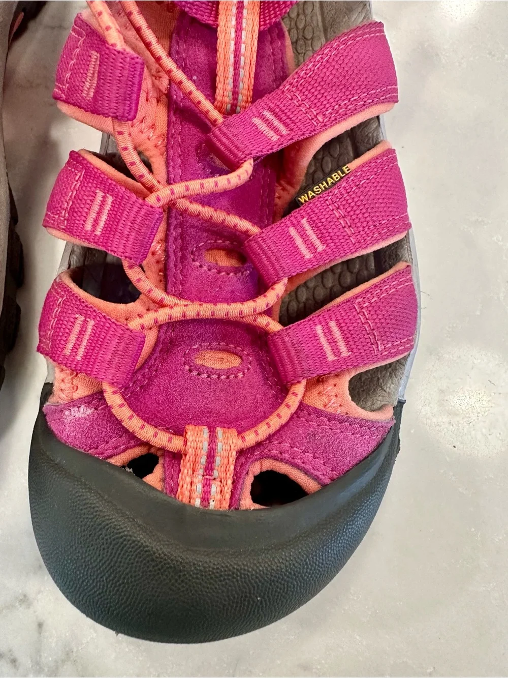 KEEN Newport H2 Big Girls Size 5 Pink Hiking Sandals Water Shoes